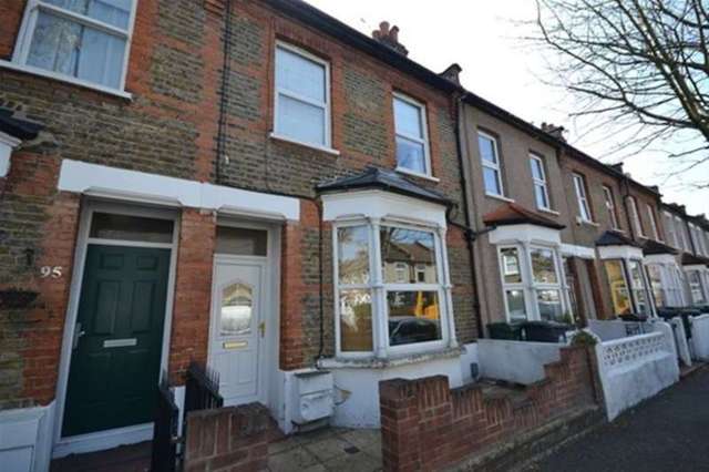  Image of 2 Bedroom Detached to rent at London, E11 4DJ