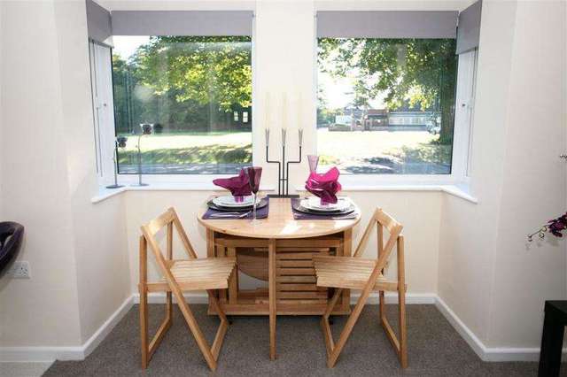  Image of 1 Bedroom Apartment to rent at Offers View Southbroom Road Devizes, SN10 1LX
