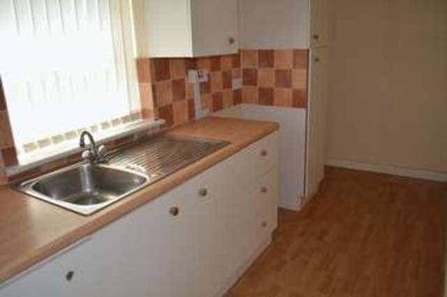  Image of 2 Bedroom Flat to rent at Osborne Road Tuebrook Liverpool, L13 8AT