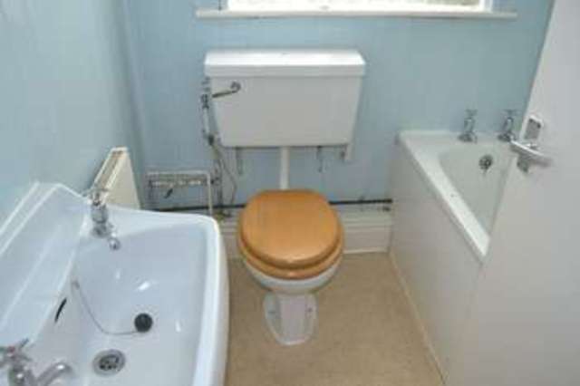  Image of 2 Bedroom Flat to rent at Osborne Road Tuebrook Liverpool, L13 8AT