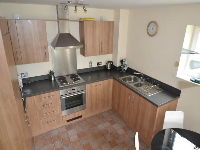  Image of 2 Bedroom Flat to rent at Cardiff Bay Cardiff Grangetown, CF10 5NW