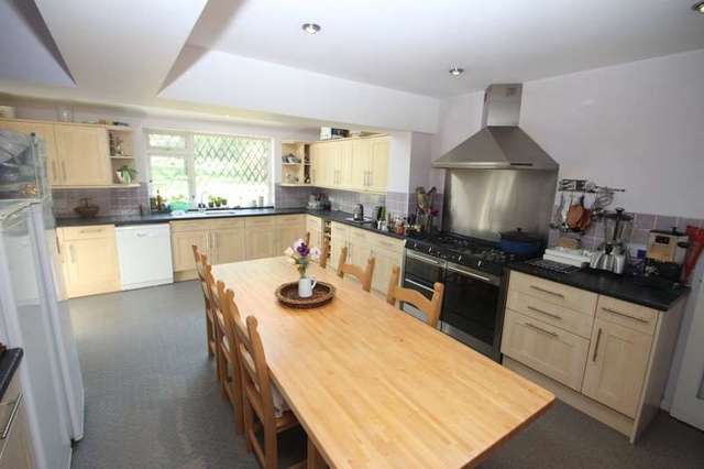  Image of 3 Bedroom Detached for sale at Widewell Plymouth Devon, PL6 7DN