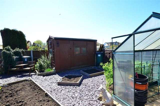  Image of 2 Bedroom Bungalow for sale at Greenhill Herne Bay Herne Bay, CT6 7QA