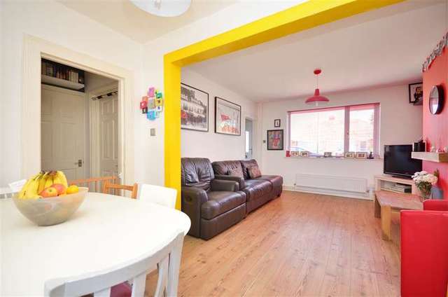  Image of 2 Bedroom Bungalow for sale at Greenhill Herne Bay Herne Bay, CT6 7QA