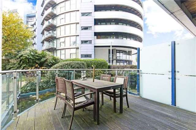  Image of 2 Bedroom Apartment to rent at Queenstown Road  London, SW8 4NN