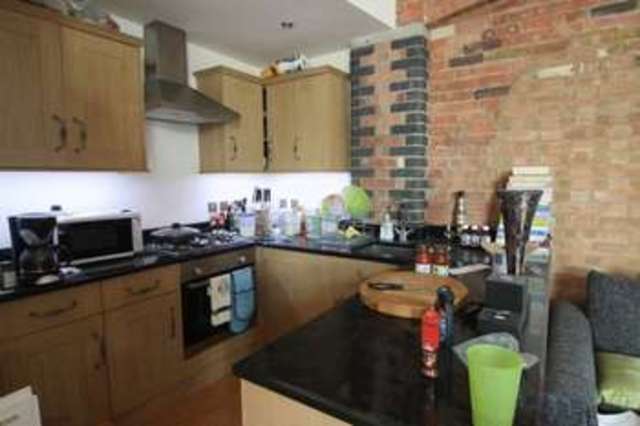  Image of 1 Bedroom Flat to rent at Cottons Gardens  London, E2 8DN