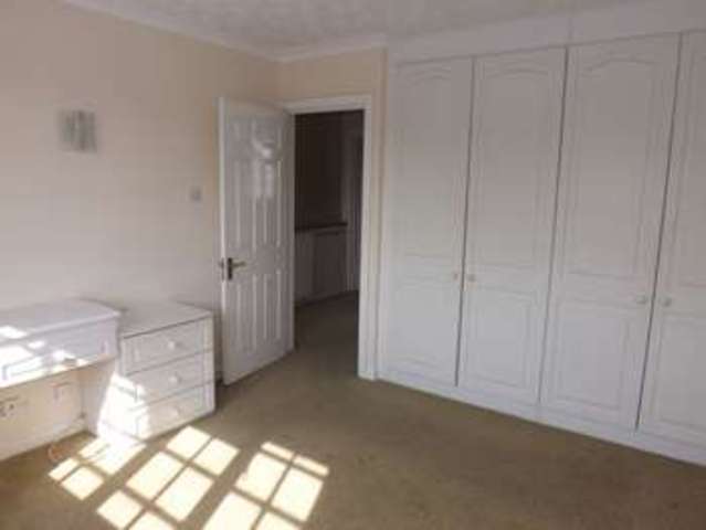  Image of 3 Bedroom Semi-Detached to rent at South Farm Road  Worthing, BN14 7BA