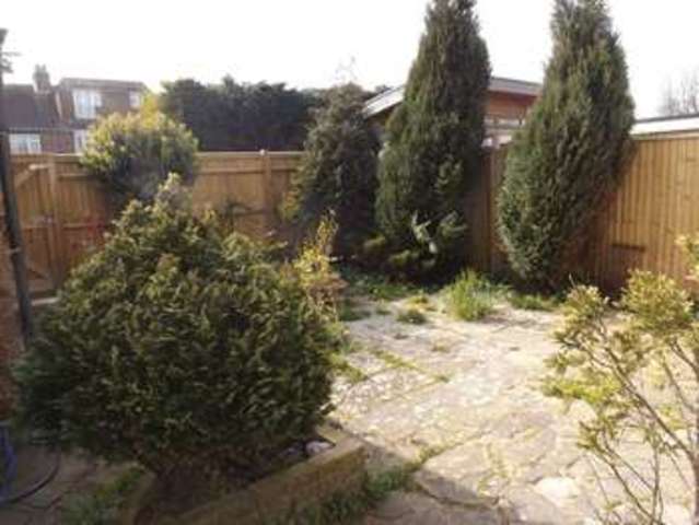  Image of 3 Bedroom Semi-Detached to rent at South Farm Road  Worthing, BN14 7BA