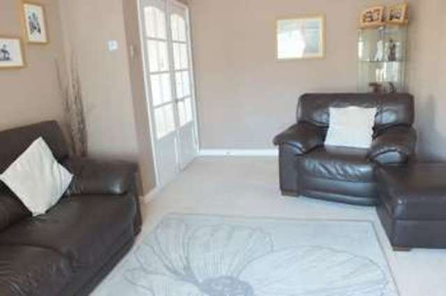  Image of 3 Bedroom Detached to rent at St. Andrews Drive Kidsgrove Stoke-On-Trent, ST7 4QU