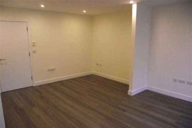  Image of Studio to rent at Cambridge, CB1 2JW