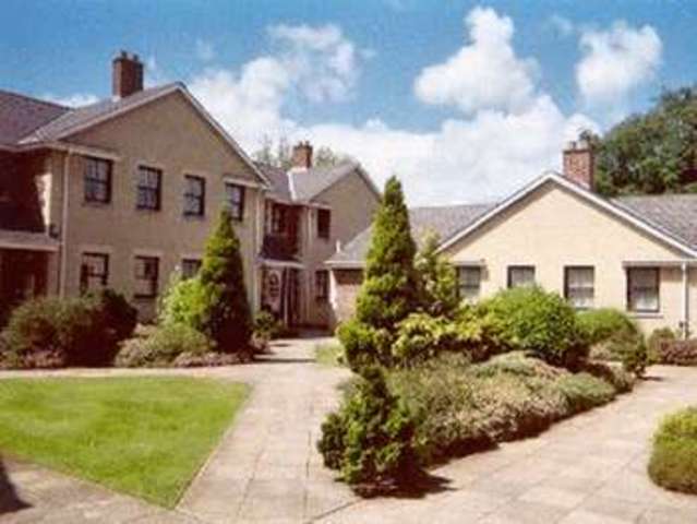  Image of 2 Bedroom Retirement Property for sale at Suffolk Square  Cheltenham, GL50 2DZ