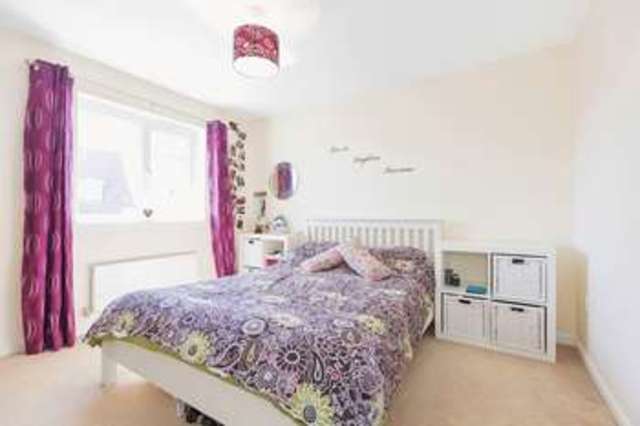  Image of 2 Bedroom Terraced for sale at Swift Street  Dunfermline, KY11 8SN