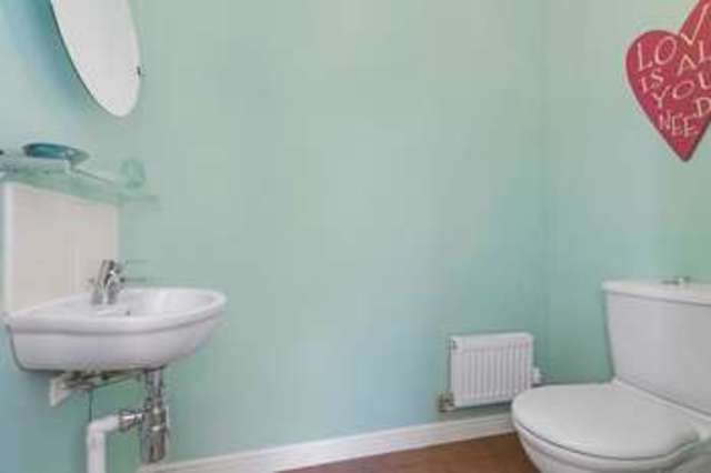  Image of 2 Bedroom Terraced for sale at Swift Street  Dunfermline, KY11 8SN