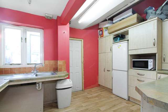  Image of 2 Bedroom Terraced for sale at Sylvan Road Forest Gate London, E7 8BN