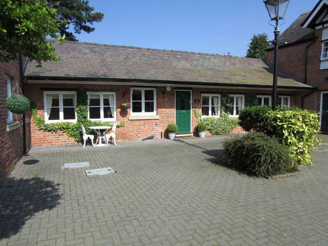  Image of 2 Bedroom Detached for sale at Whatcroft Hall Lane Whatcroft Cheshire, CW9 7SQ