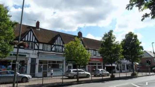  Image of 1 Bedroom Flat for sale at Walton Road  West Molesey, KT8 2QF