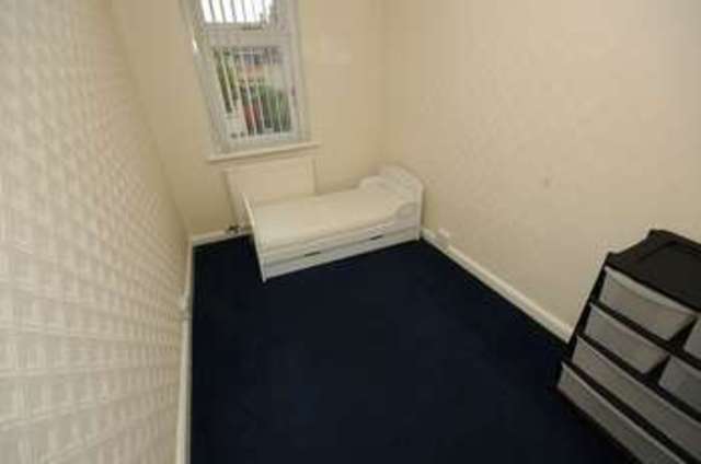  Image of 3 Bedroom Terraced to rent at Whitaker Road Tremorfa Cardiff, CF24 2RL