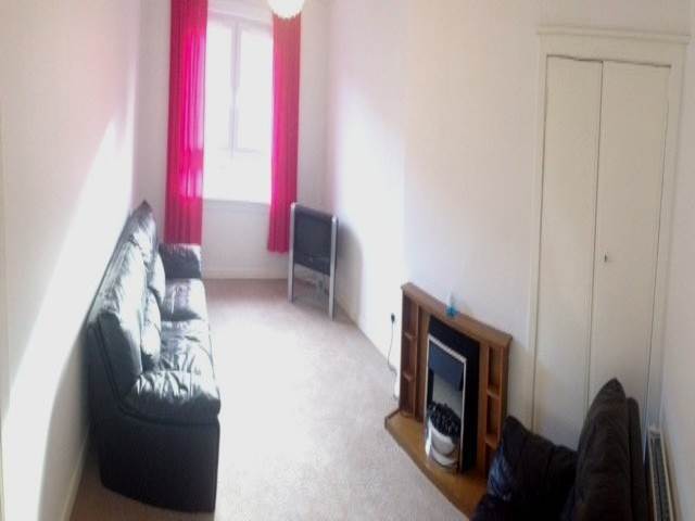  Image of 2 Bedroom Flat to rent at Stenhouse Edinburgh Edinburgh, EH11 3BX