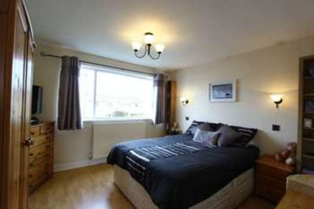  Image of 3 Bedroom Detached for sale at Windsor Road  Hull, HU5 4HG