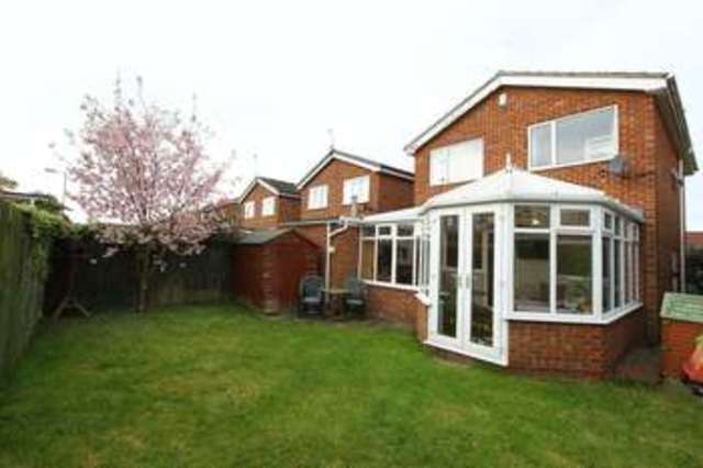  Image of 3 Bedroom Detached for sale at Windsor Road  Hull, HU5 4HG
