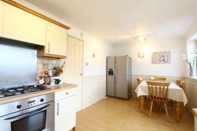 Image of 3 Bedroom Detached for sale at Windsor Road  Hull, HU5 4HG