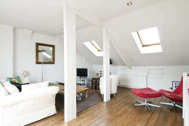  Image of 2 Bedroom Flat to rent at Blythe Road  London, W14 0HL