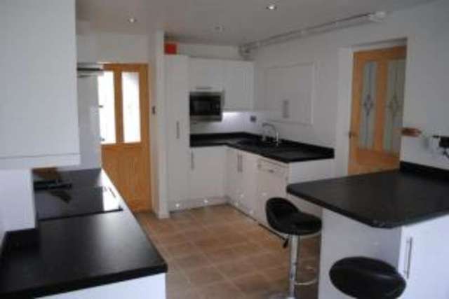  Image of 3 Bedroom Semi-Detached for sale at Brookwood Woking Brookwood, GU24 0HE
