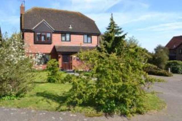  Image of 4 Bedroom Detached for sale at Burnham-on-Crouch Essex Burnham-on-Crouch, CM0 8EW