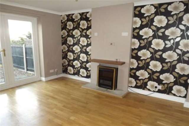  Image of 2 Bedroom Detached to rent at Chard, TA20 1EH