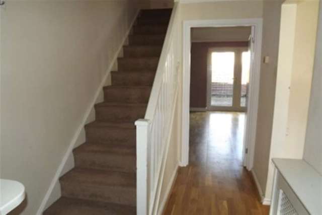  Image of 2 Bedroom Detached to rent at Chard, TA20 1EH