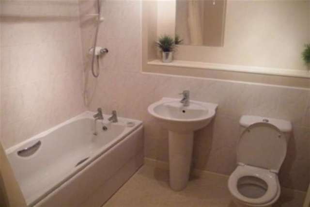  Image of 2 Bedroom Flat to rent at Liverpool, L33 4BD