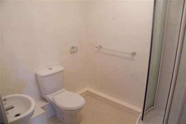  Image of 2 Bedroom Flat to rent at Liverpool, L33 4BD