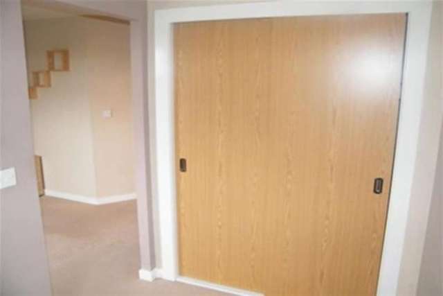  Image of 2 Bedroom Flat to rent at Liverpool, L33 4BD