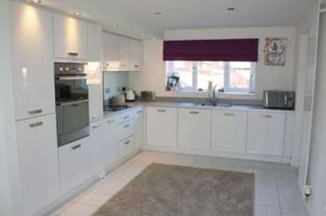  Image of 4 Bedroom Detached for sale at Dowling Drive  Pershore, WR10 3EF