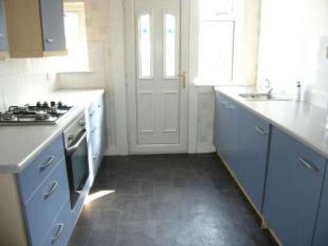  Image of 2 Bedroom Terraced for sale at Glasgow Lanarkshire Stepps, G33 3QA