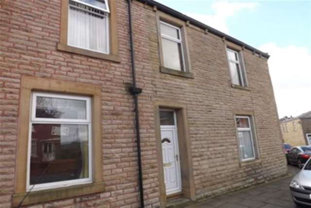  Image of 3 Bedroom Detached to rent at Accrington, BB5 5QJ