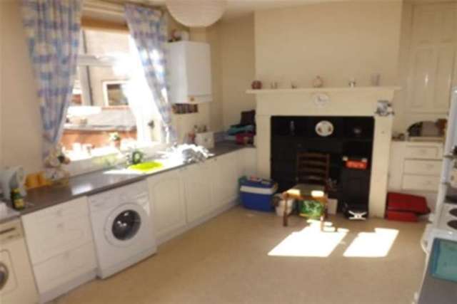  Image of 3 Bedroom Detached to rent at Accrington, BB5 5QJ
