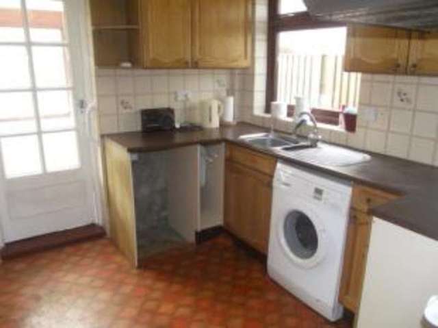  Image of 3 Bedroom End of Terrace for sale at Gidea Park  Gidea Park, RM2 5XH