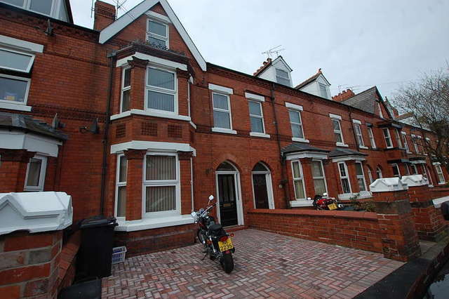  Image of 1 Bedroom Flat to rent at Hoole Chester Upton, CH2 3QD