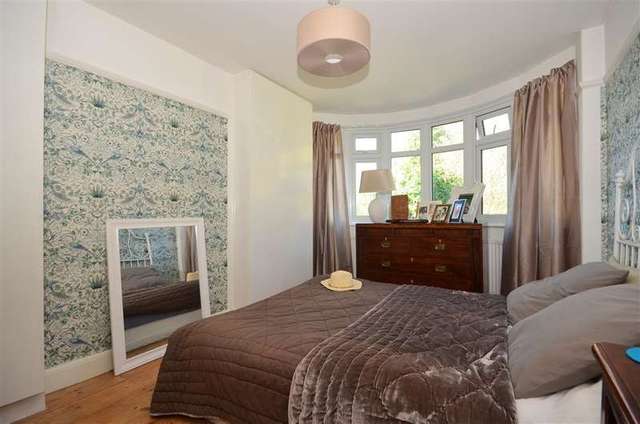  Image of 3 Bedroom Terraced for sale at Hythe Kent Hythe, CT21 5RU