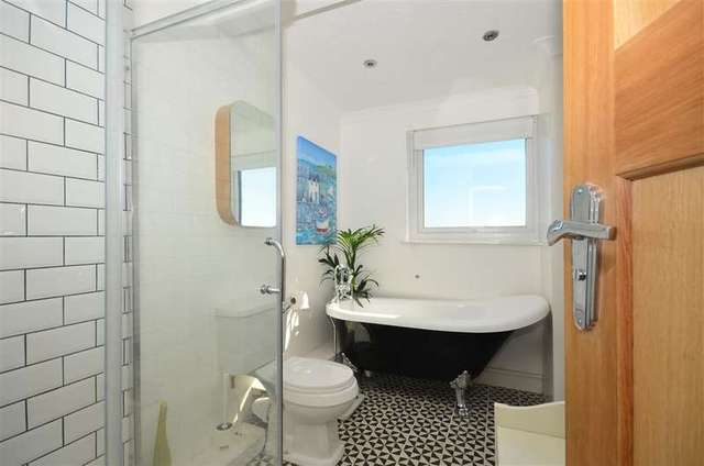  Image of 3 Bedroom Terraced for sale at Hythe Kent Hythe, CT21 5RU