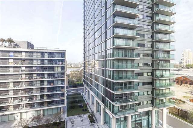  Image of 1 Bedroom Flat for sale at 24 Marsh Wall London Heron Quays, E14 9BT