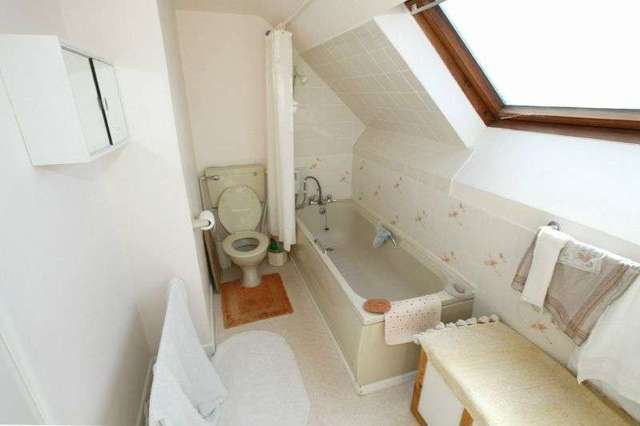  Image of 3 Bedroom Detached for sale at Langton Matravers  Swanage, BH19 3HF