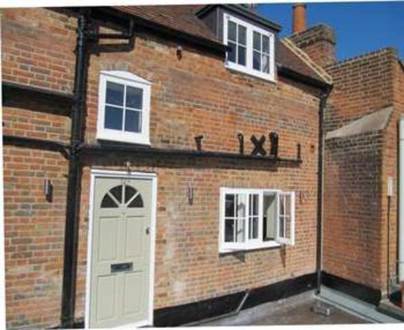  Image of 2 Bedroom Flat to rent at Spittal Street  Marlow, SL7 1DB