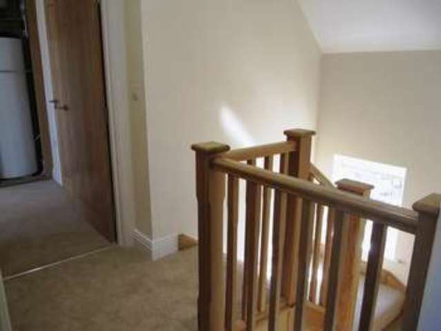  Image of 2 Bedroom Flat to rent at Spittal Street  Marlow, SL7 1DB
