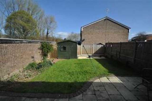  Image of 3 Bedroom Property for sale at Paddock Close Droitwich Spa Droitwich Spa, WR9 9HN