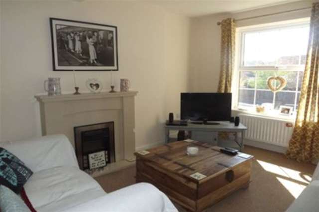  Image of 3 Bedroom Detached to rent at Chesterfield, S41 0EJ