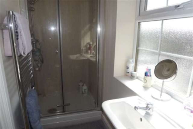  Image of 3 Bedroom Detached to rent at Chesterfield, S41 0EJ