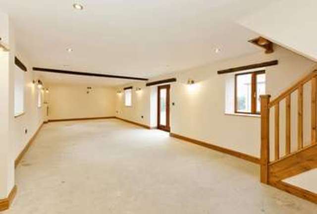  Image of 5 Bedroom Property for sale at Racecourse Road  Oswestry, SY10 7PL