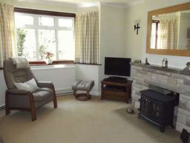  Image of 3 Bedroom Semi-Detached for sale at Reading Road Burghfield Common Reading, RG7 3QA